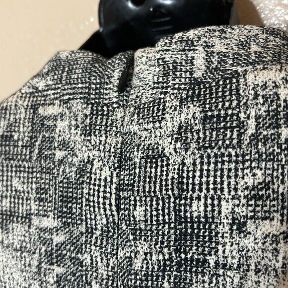 M.M. Lafleur the Adita crackle dress sheath professional office chic 8 - Picture 6 of 8